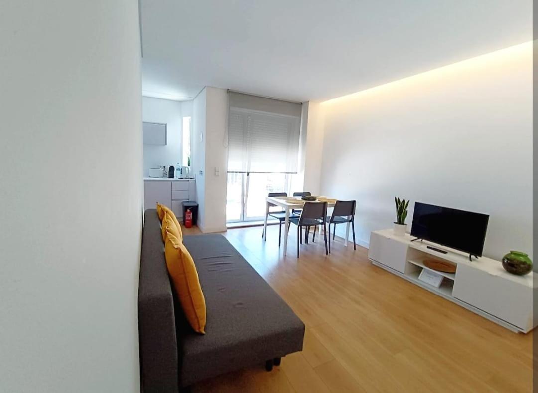 Camoes Appartments Porto Exterior photo