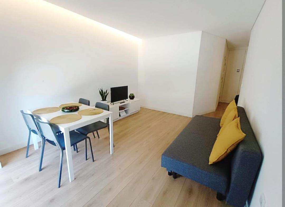 Camoes Appartments Porto Exterior photo