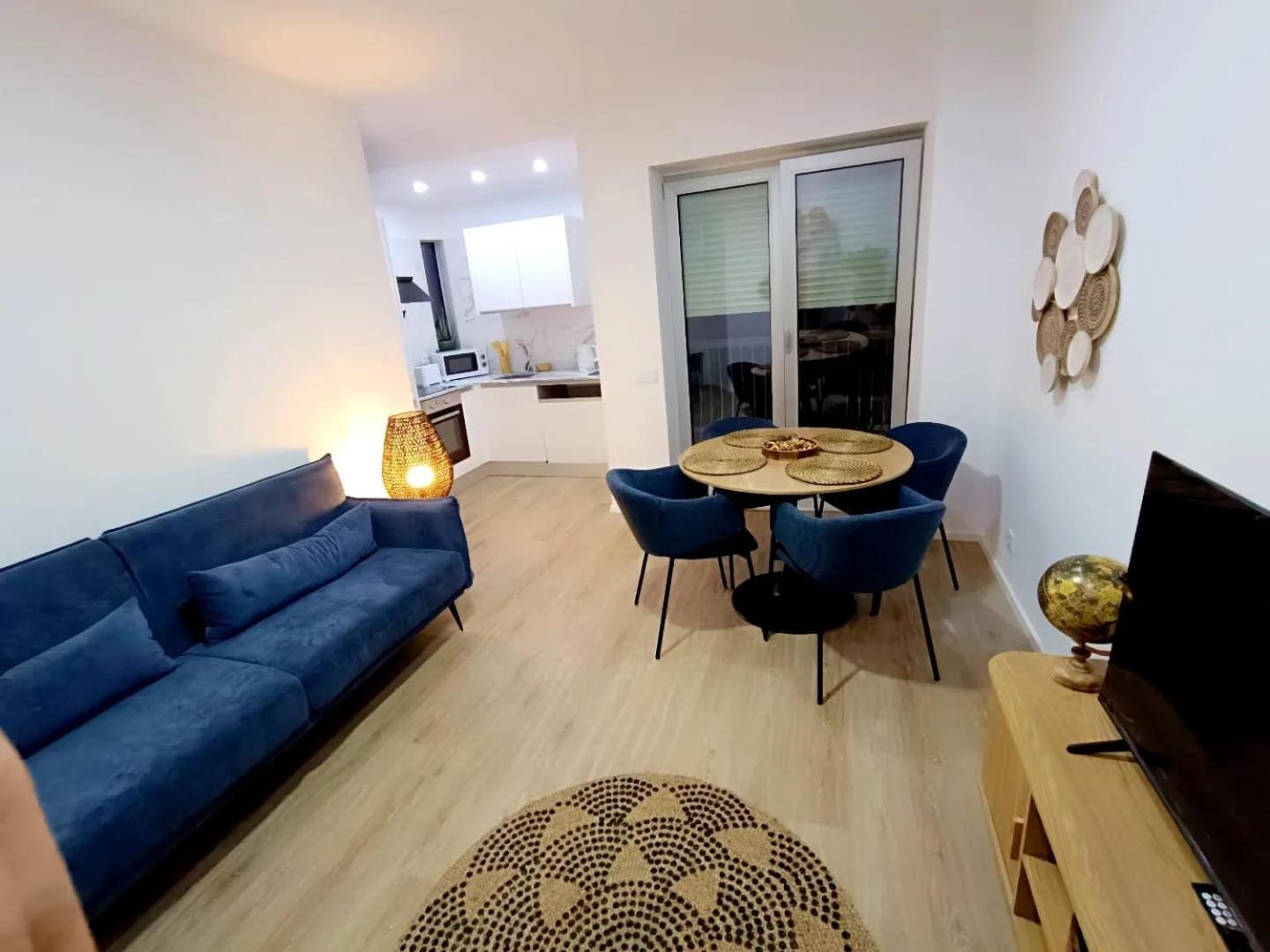 Camoes Appartments Porto Exterior photo